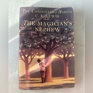 The Magician’s Nephew📚